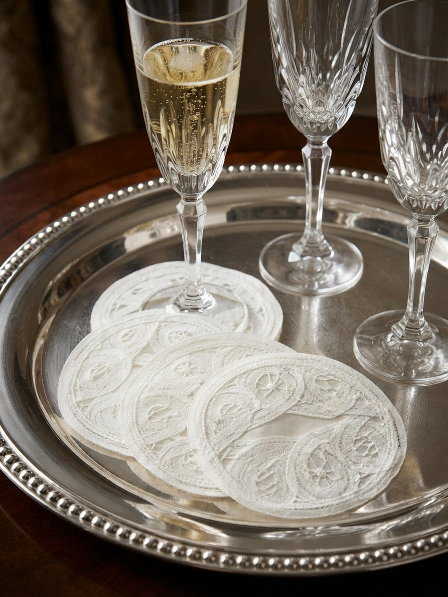 Battenberg Belgian Lace Cocktail Coasters Elegant Wine Glass slip on Stem slippers spats Cocktail brodées Serviette en lin Aperitivo