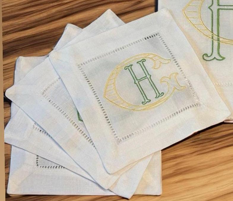 Linen hemstitched Cocktail Napkins Monogram Cocktail Napkin Embroidered Cocktail Napkin/Cocktail brodées Serviette en lin/Aperitivo coasters