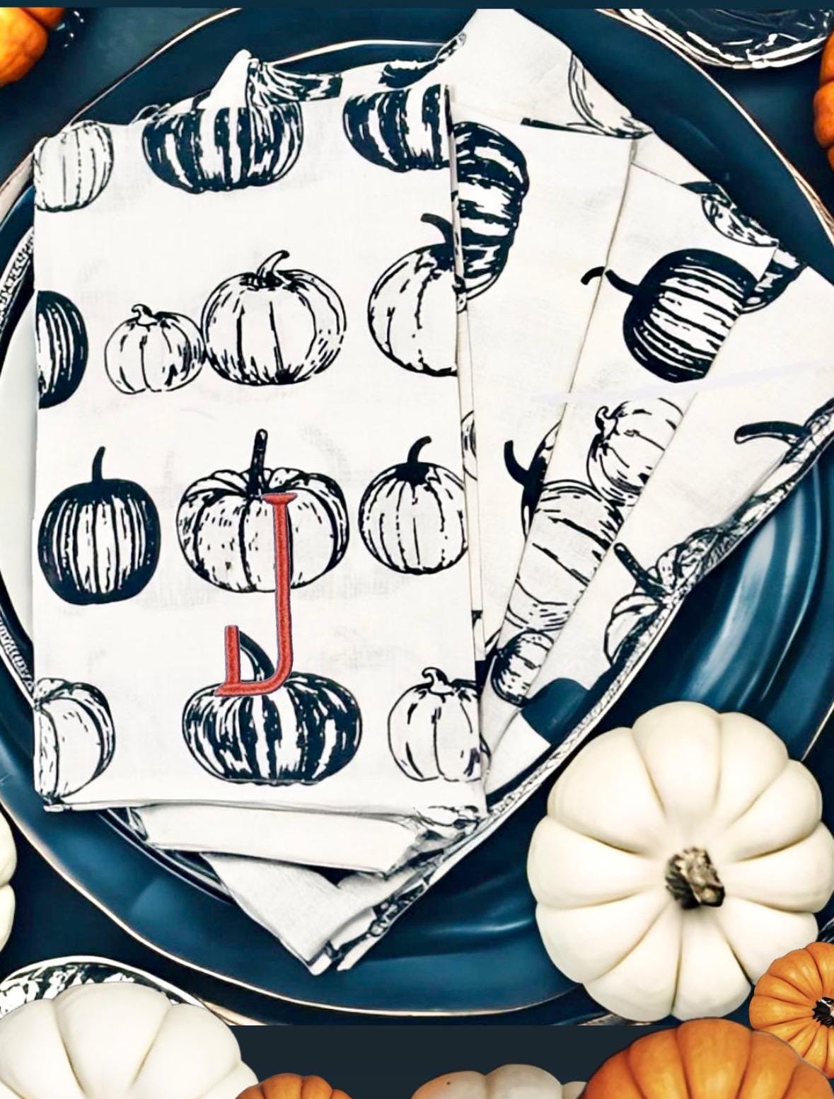 Fall personalized pumpkin linen napkin|Linen napkin pumpkin embroidered monogram|Autumn Dinner Napkins|Thanksgiving Decor|Farmhouse decor