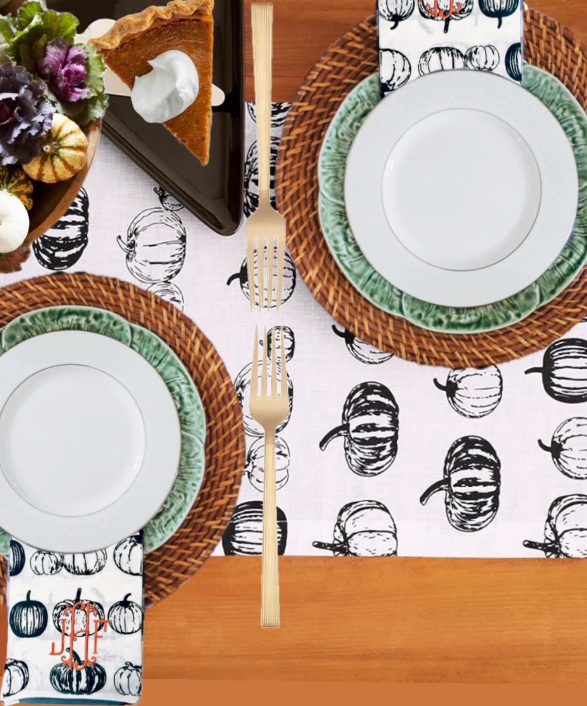 Pumpkin Patch Linen Table Runner: Embroidered Fall Decor