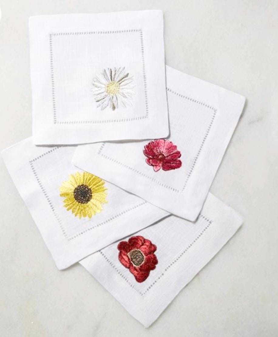 Monogrammed linen Cocktail Napkins Coasters housewarming Embroidered flowers host gift brodées Serviette en lin Aperitivo coasters