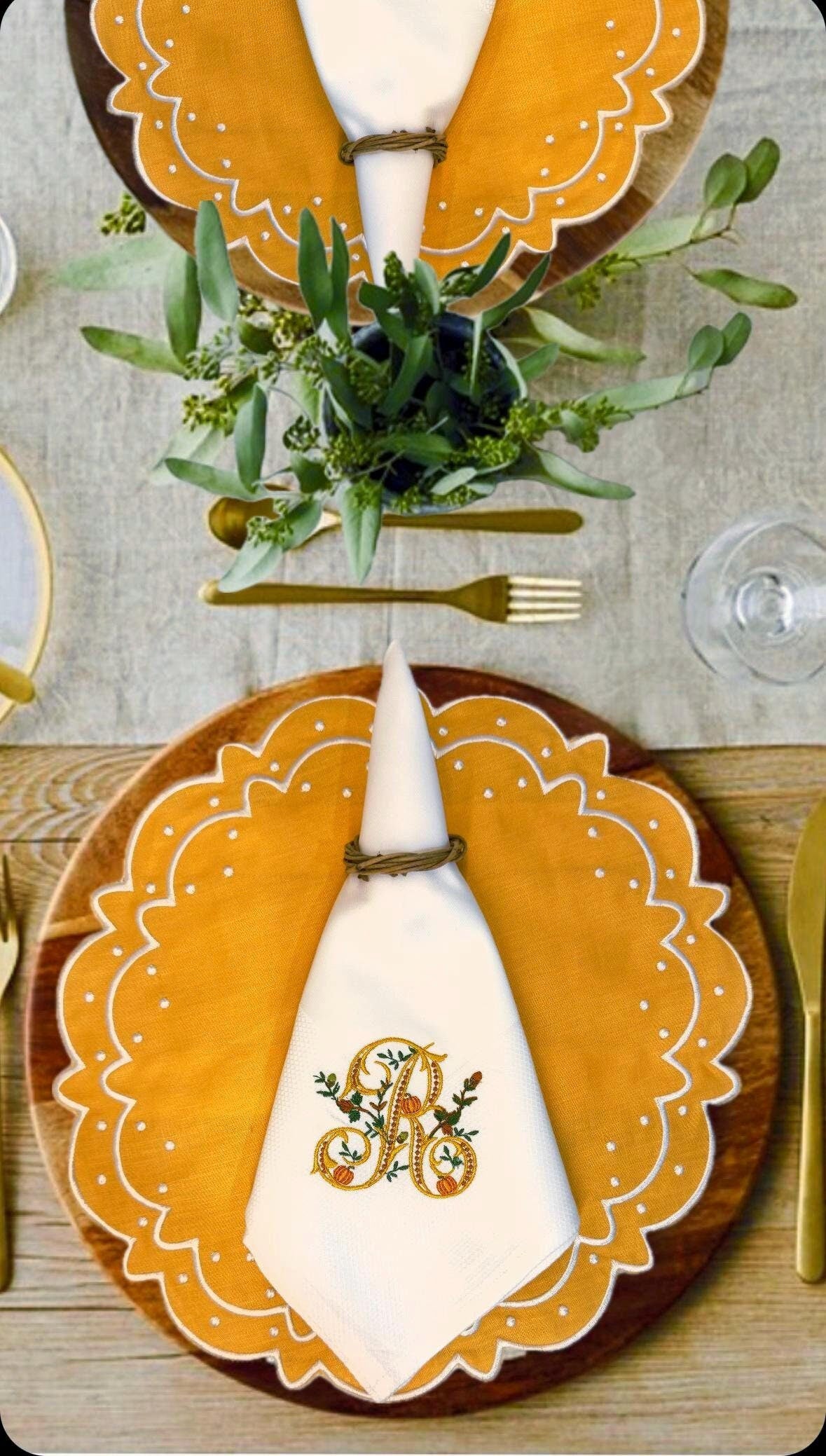 Fall Embroidered Thanksgiving napkins Monogrammed embroidered linen napkin Linen cotton blend Dinner Napkins pumpkin dinner napkins holiday