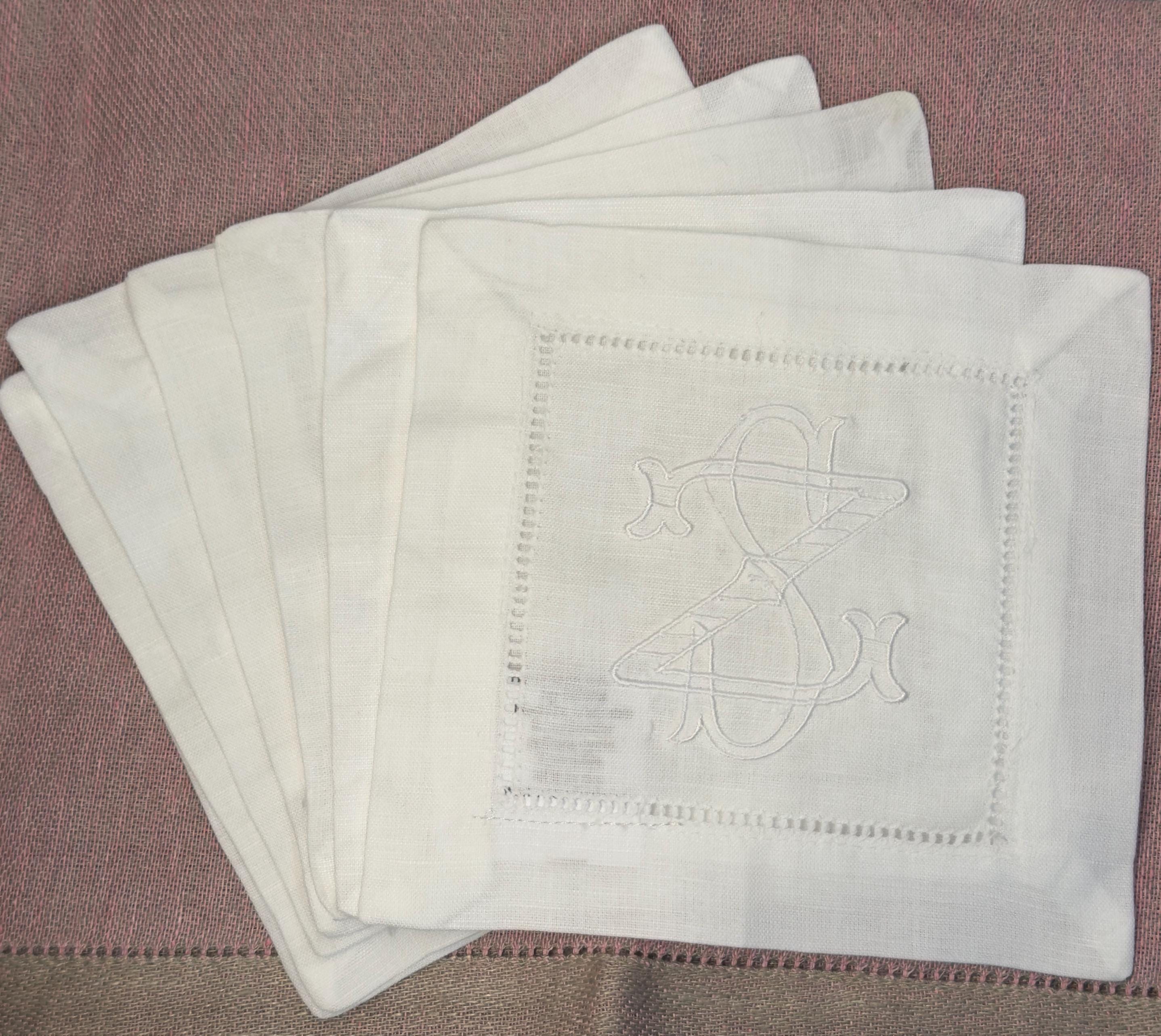 Linen hemstitched Cocktail Napkins Monogram Cocktail Napkin Embroidered Cocktail Napkin/Cocktail brodées Serviette en lin/Aperitivo coasters