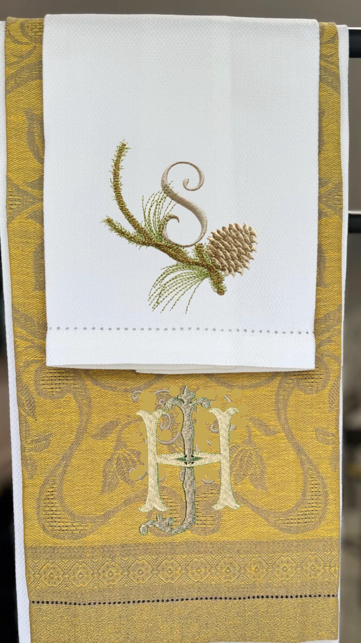 Christmas pinecone branch embroidered linen hand towel Personalized holiday bathroom decor guest towels festive embroidery hand towels