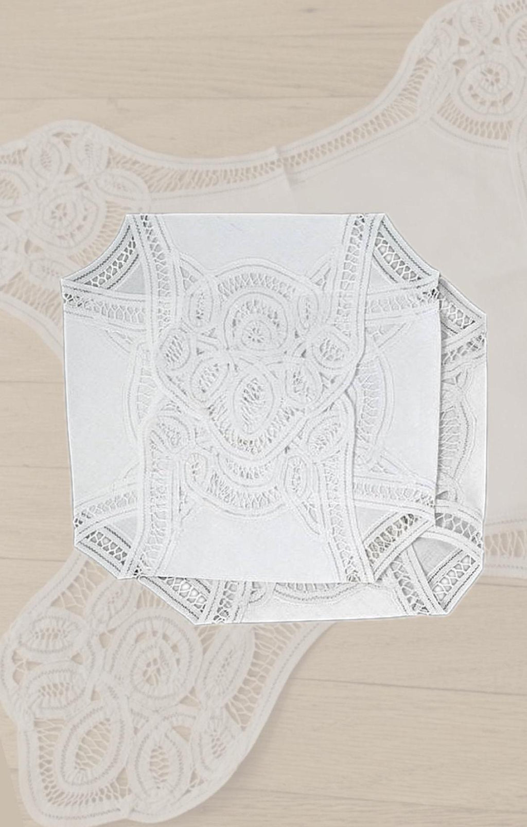 Linen Bread Basket Cover Battenburg Brussels Lace Bun Warmer