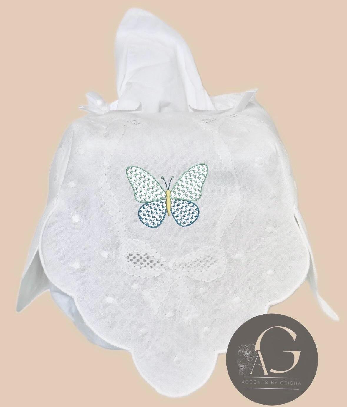 Linen tissue cover hostess gift Bath linens personalized linen Tissue holder embroidered tissue cover monogrammed linens Kleenex cover
