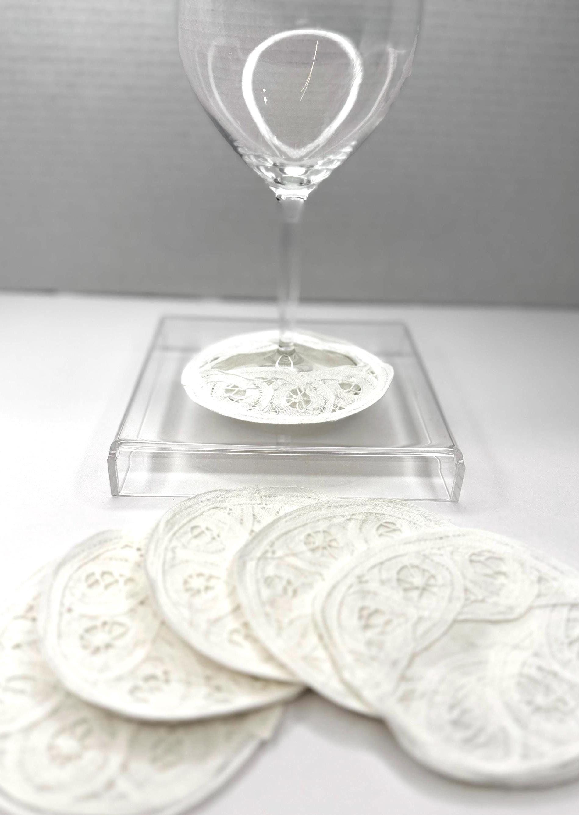Battenberg Belgian Lace Cocktail Coasters Elegant Wine Glass slip on stem slippers spats Cocktail brodées Serviette en lin Aperitivo
