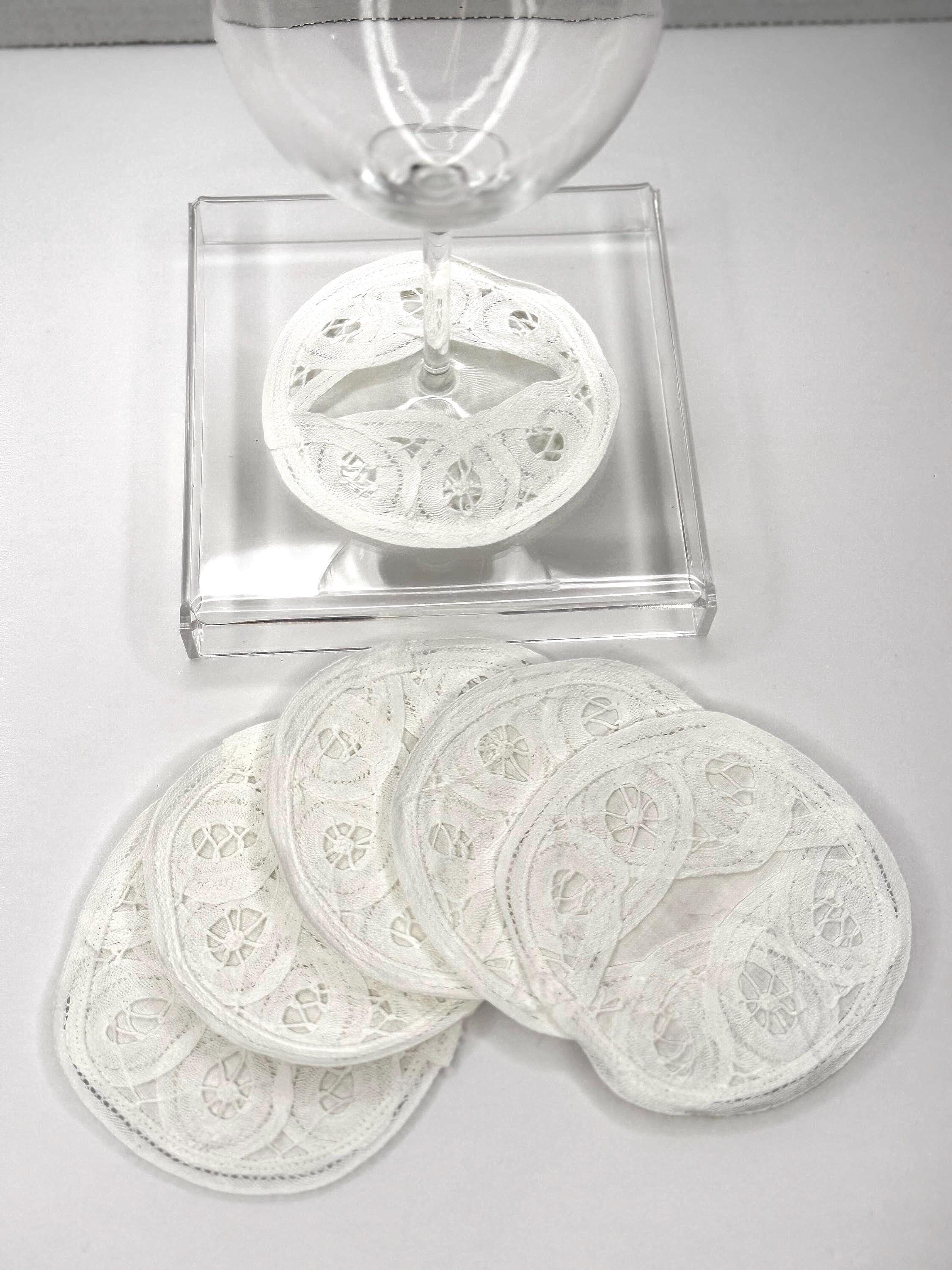 Battenberg Belgian Lace Cocktail Coasters Elegant Wine Glass slip on stem slippers spats Cocktail brodées Serviette en lin Aperitivo