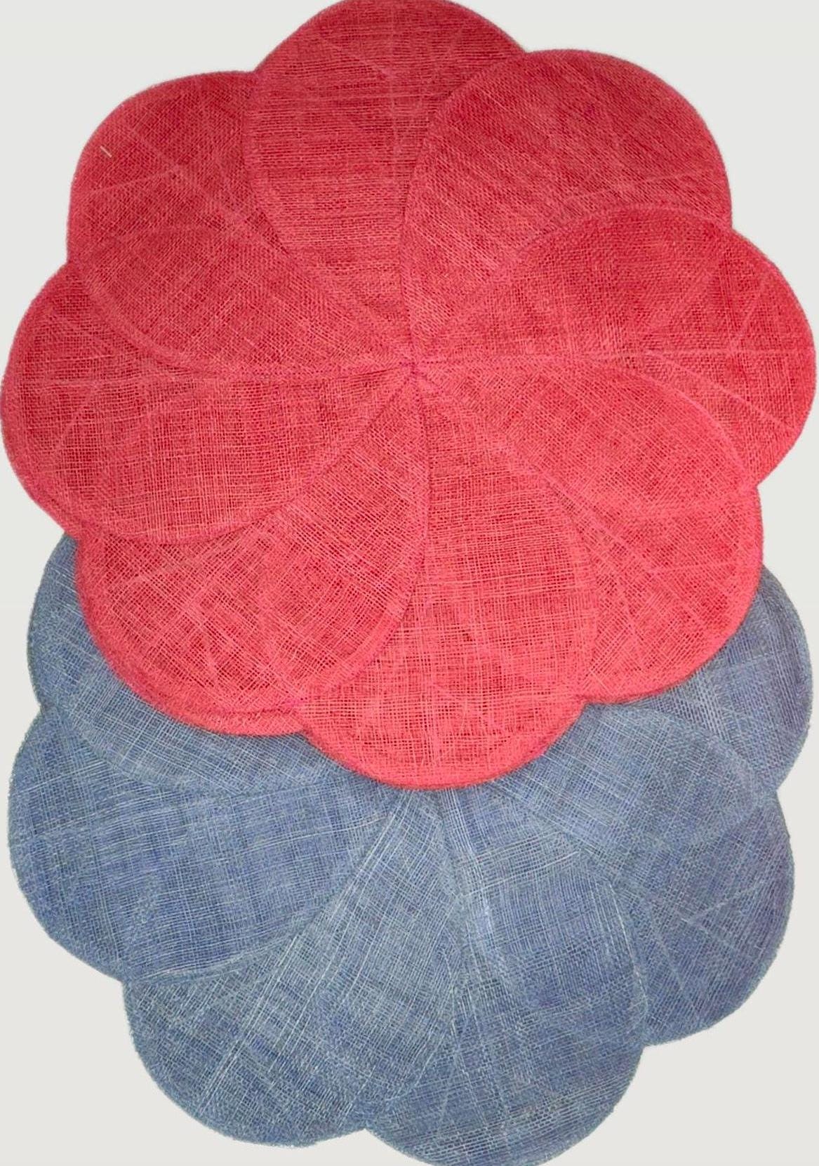 Placemats Natural Fibers round flower design woven fibers placemats