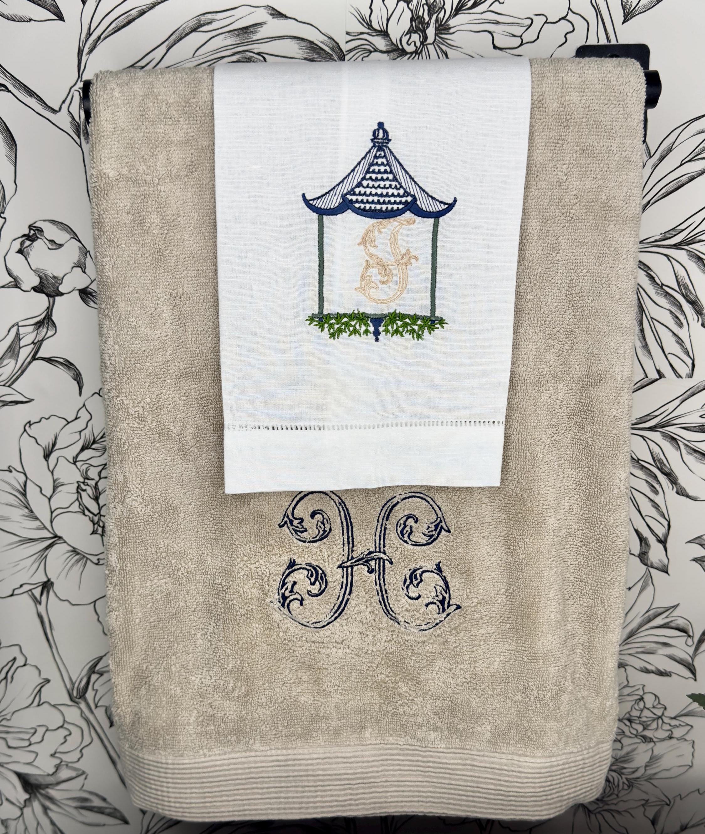 Embroidered Personalized Waffle Weave linen Towel Personalized pique Towel Bathroom Towel Bathroom Decor Servierttes de toilette Brodée Bain