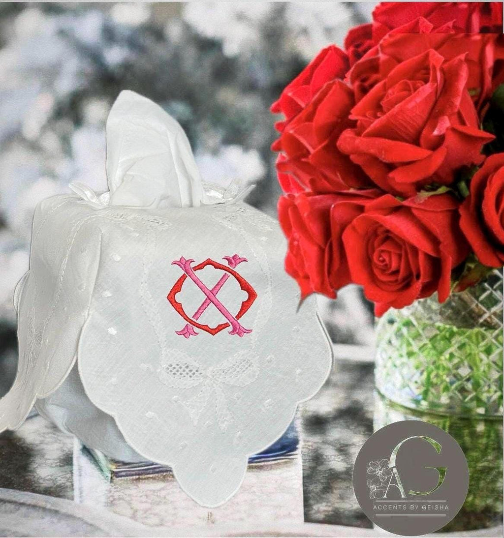 Linen tissue cover hostess gift Bath linens personalized linen Tissue holder embroidered tissue cover monogrammed linens Kleenex cover