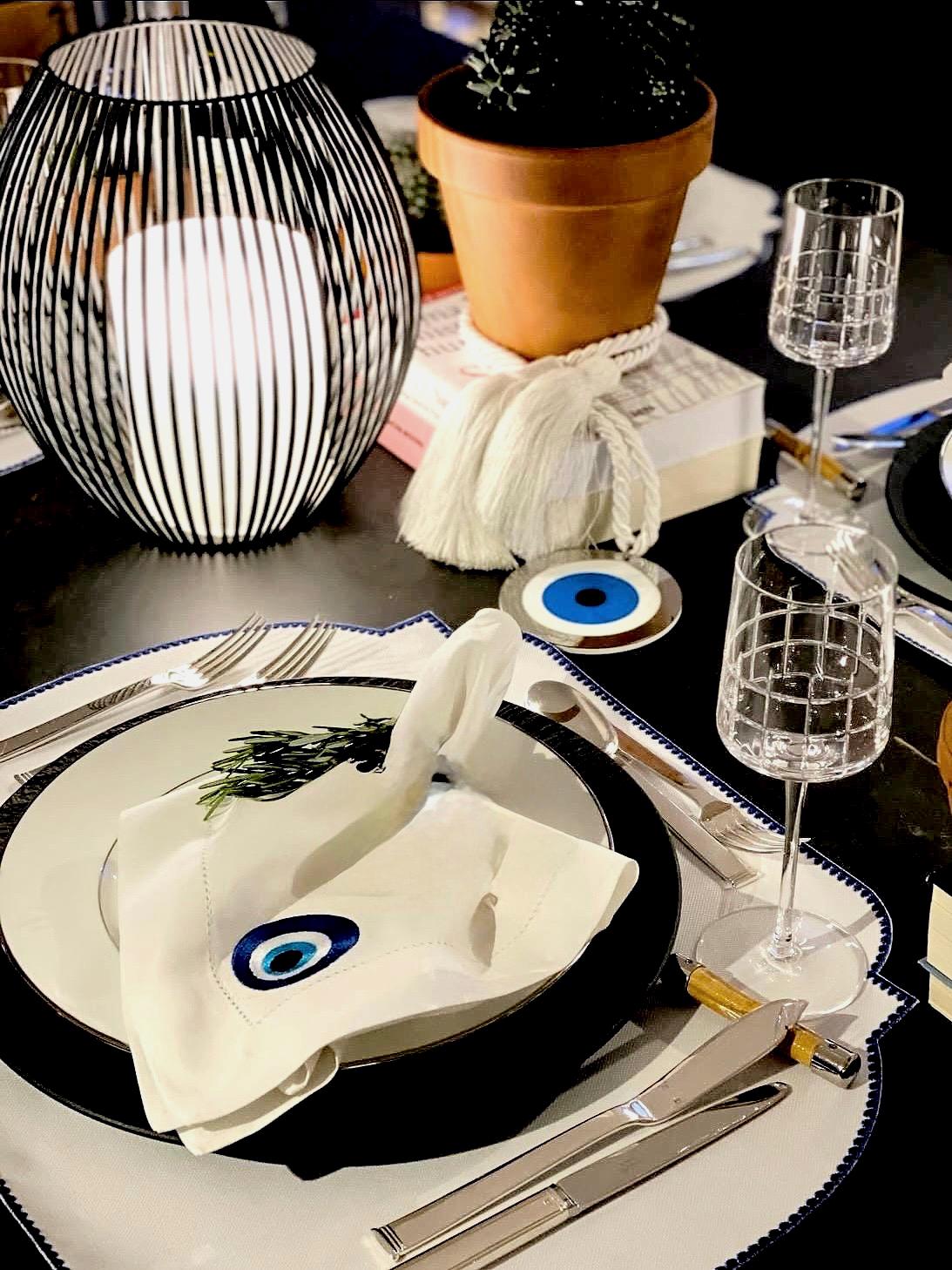Evil eye Amulet linen napkin Talisman Embroidered Nazar Evil Eye dinner napkins Table setting good luck Napkins brodées Serviette en lin