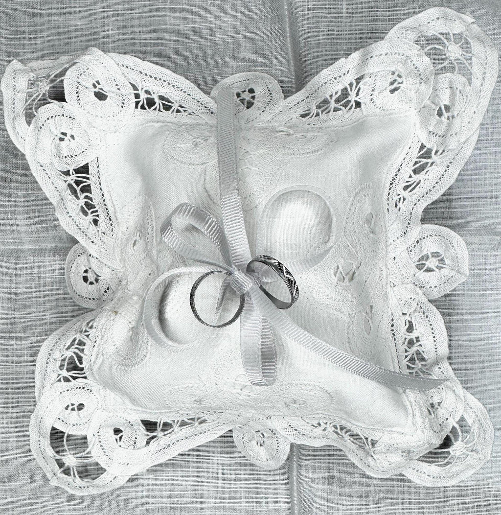 Ring bearer pillow Linen Battenberg Brussels lace Wedding Ring holder pillow bridal keepsake Engagement wedding proposal Ring cushion