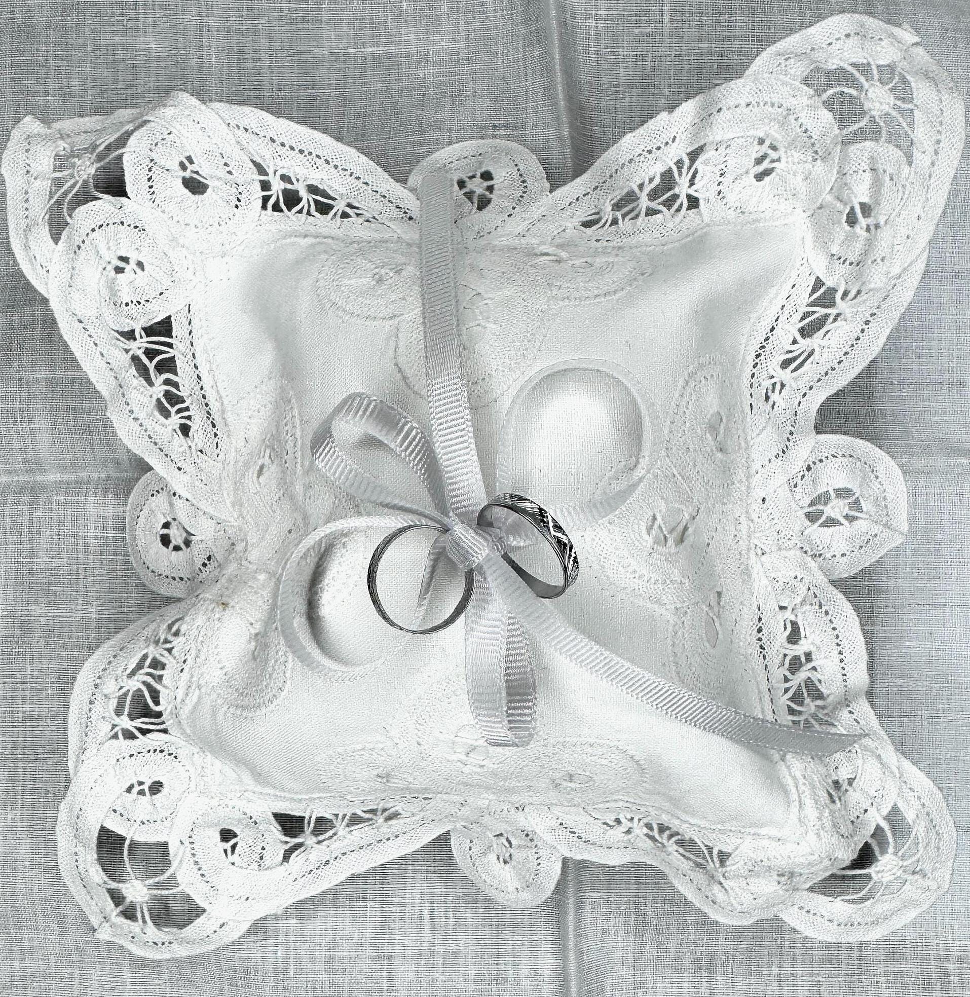 Ring bearer pillow Linen Battenberg Brussels lace Wedding Ring holder pillow bridal keepsake Engagement wedding proposal Ring cushion