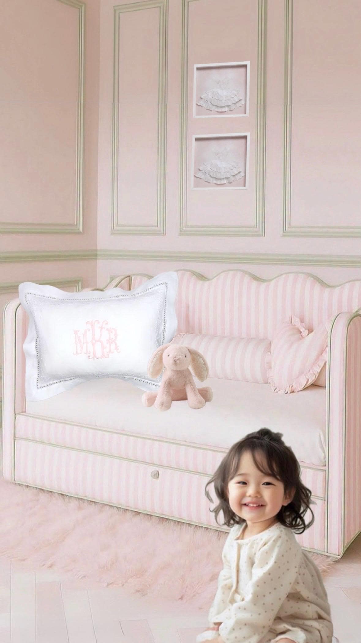 Boudoir pillow Elegant Garland  hemstitched Giglucci Personalized Boudoir Pillow