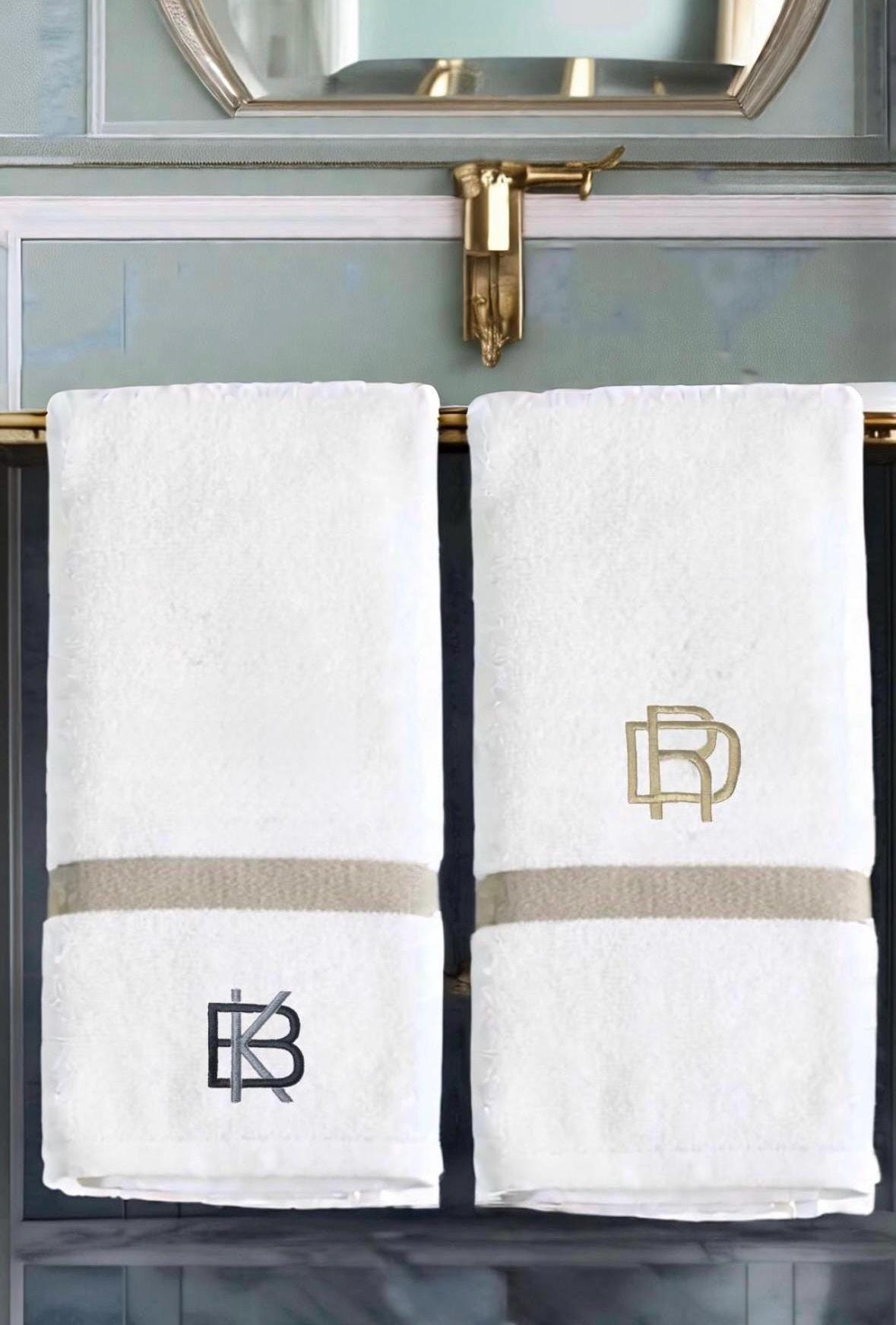 Embroidered Personalized Terry Weave Hand Towel/Personalized Hand Towel/Bathroom Towel/ Bathroom Decor/Servierttes de toilette/Brodée/Bain