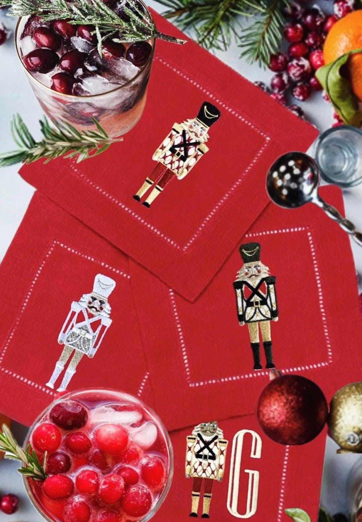 Christmas embroidered cocktail Napkins Linen hemstitched Monogram mistletoe holiday cocktail Napkins brodées Aperitivo hostess gift coasters