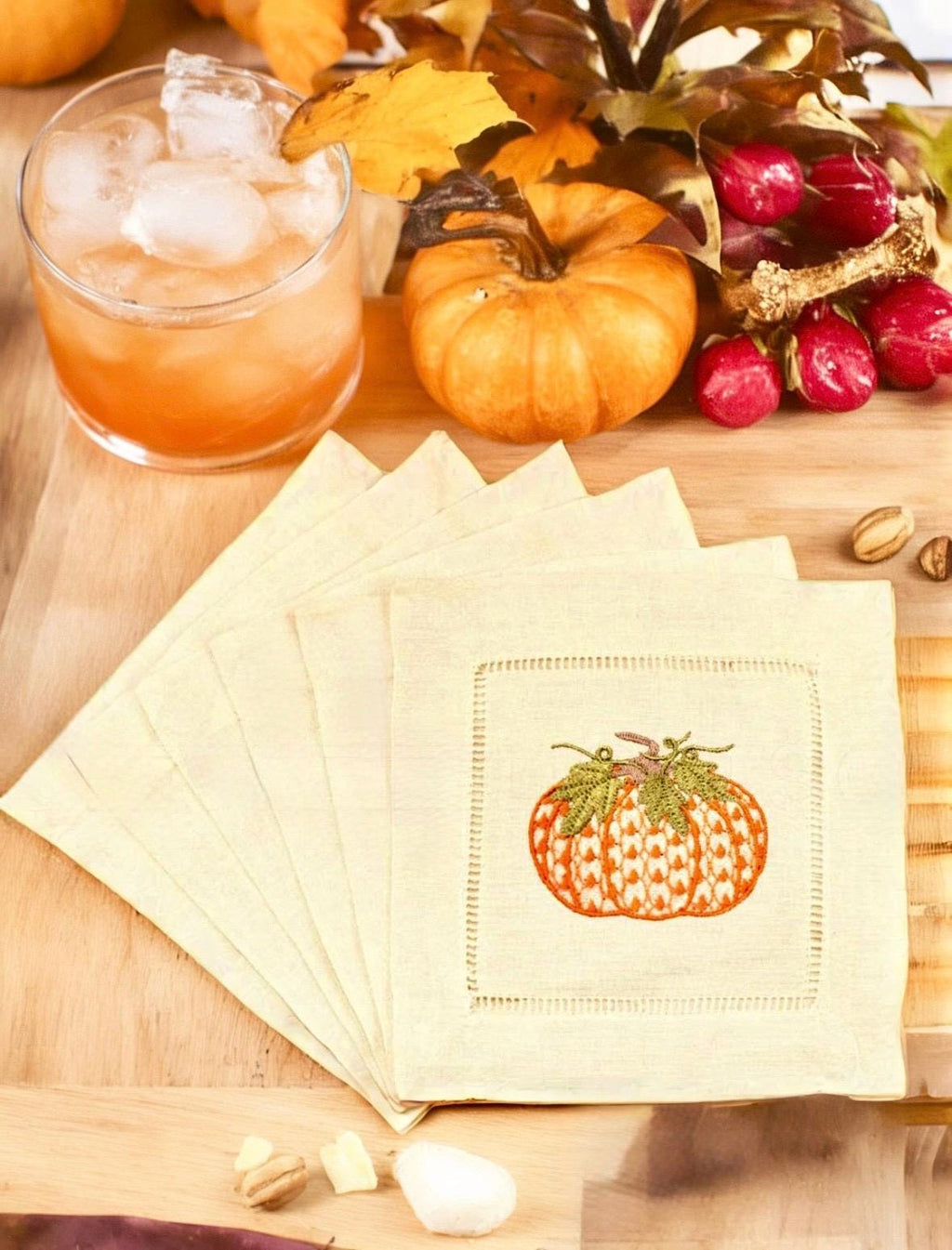 Fall Pumpkin embroidered Cocktail Napkins Hemstitched Monogramed Cocktail Napkin Cocktail brodées Serviette en lin/Aperitivo coasters