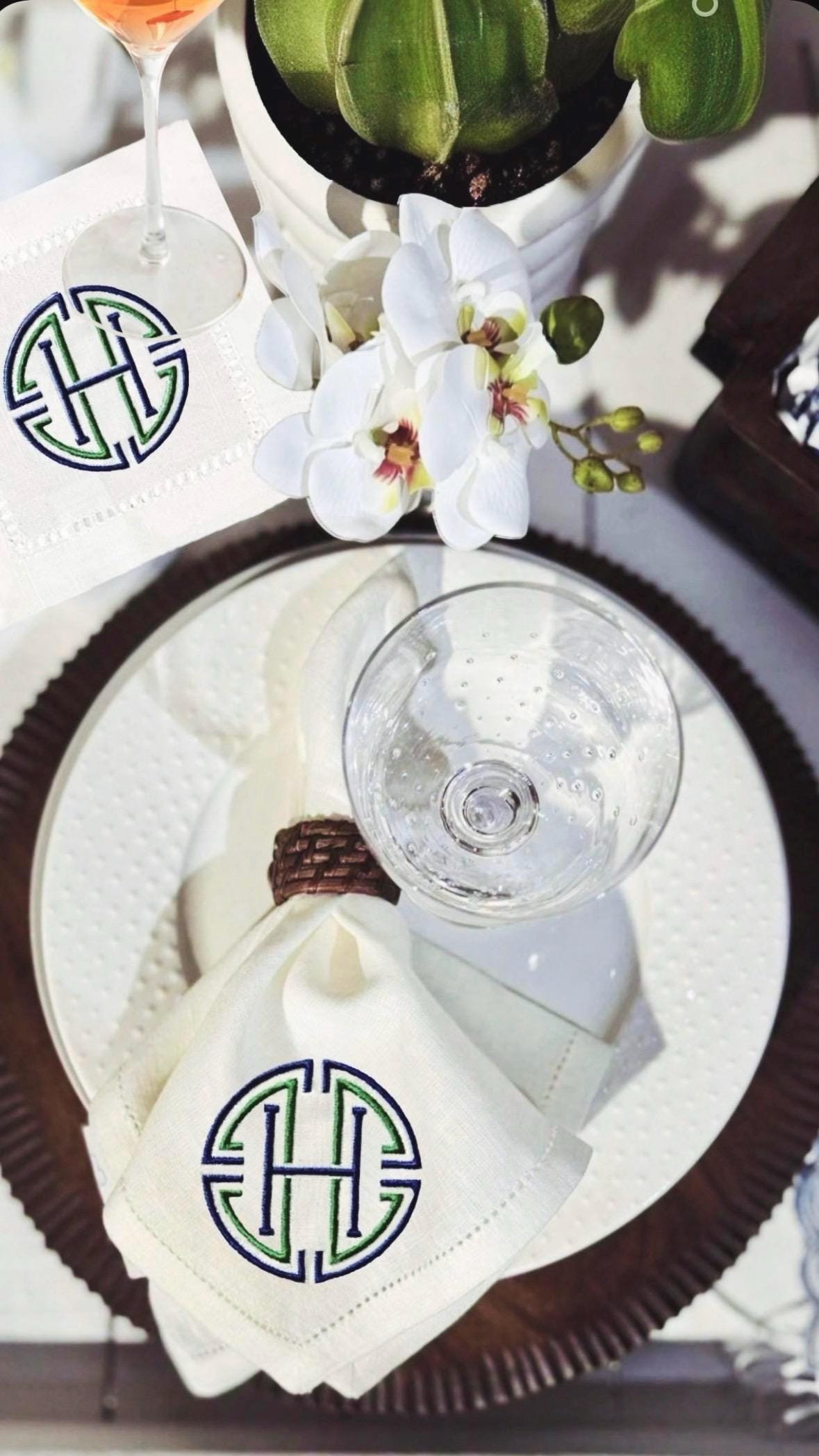 Linen hemstitched monogrammed Cocktail Napkin personalized Coasters Embroidered Cocktail Napkin Cocktail brodées Serviette en lin Aperitivo