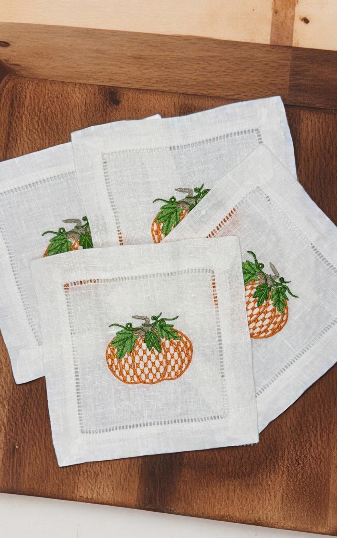 Fall Pumpkin embroidered Cocktail Napkins Hemstitched Monogramed Cocktail Napkin Cocktail brodées Serviette en lin/Aperitivo coasters