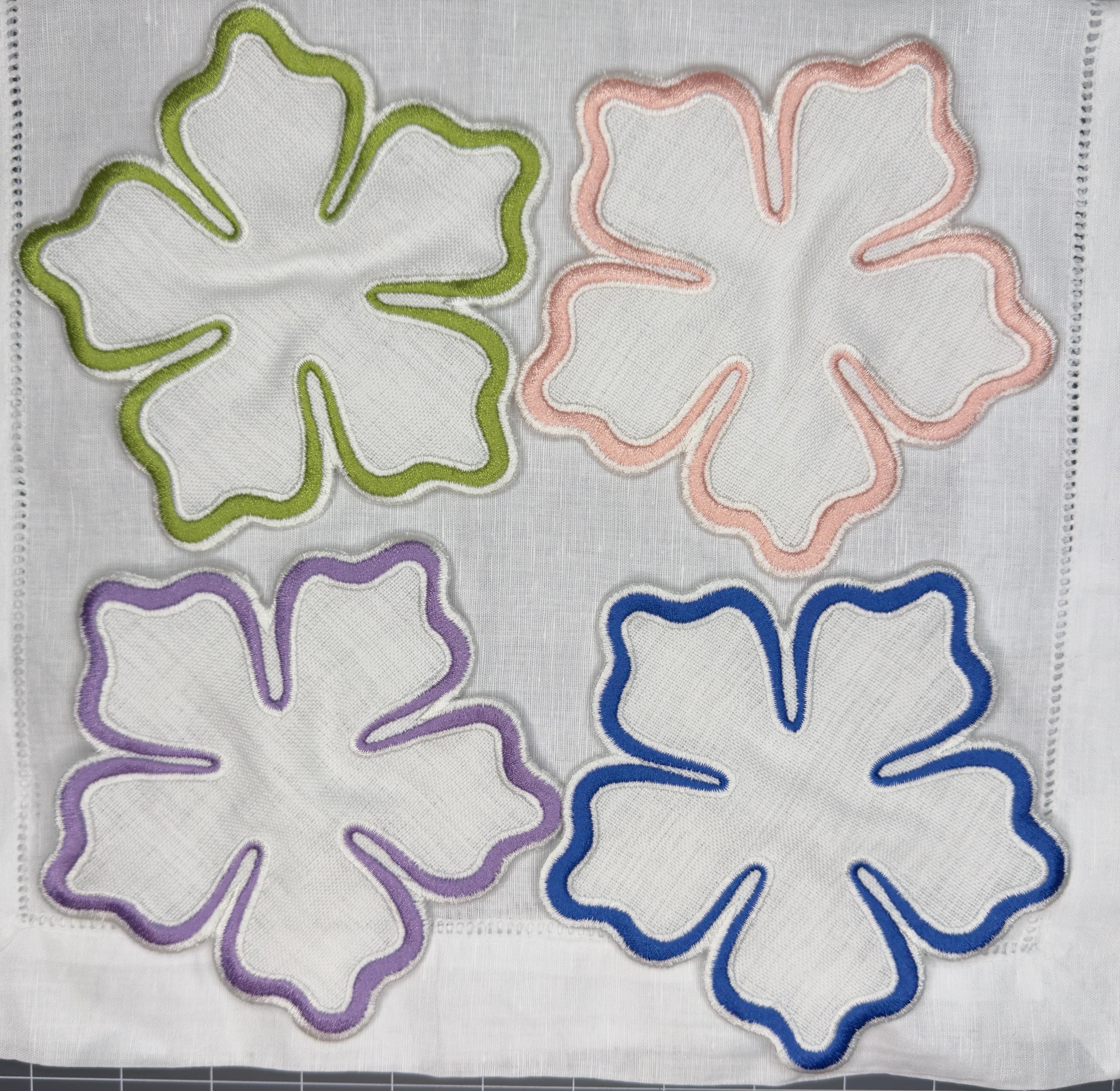Embroidered Edge hibiscus Cocktail Napkins Coasters housewarming Embroidered host gift brodées Serviette en lin Aperitivo coasters
