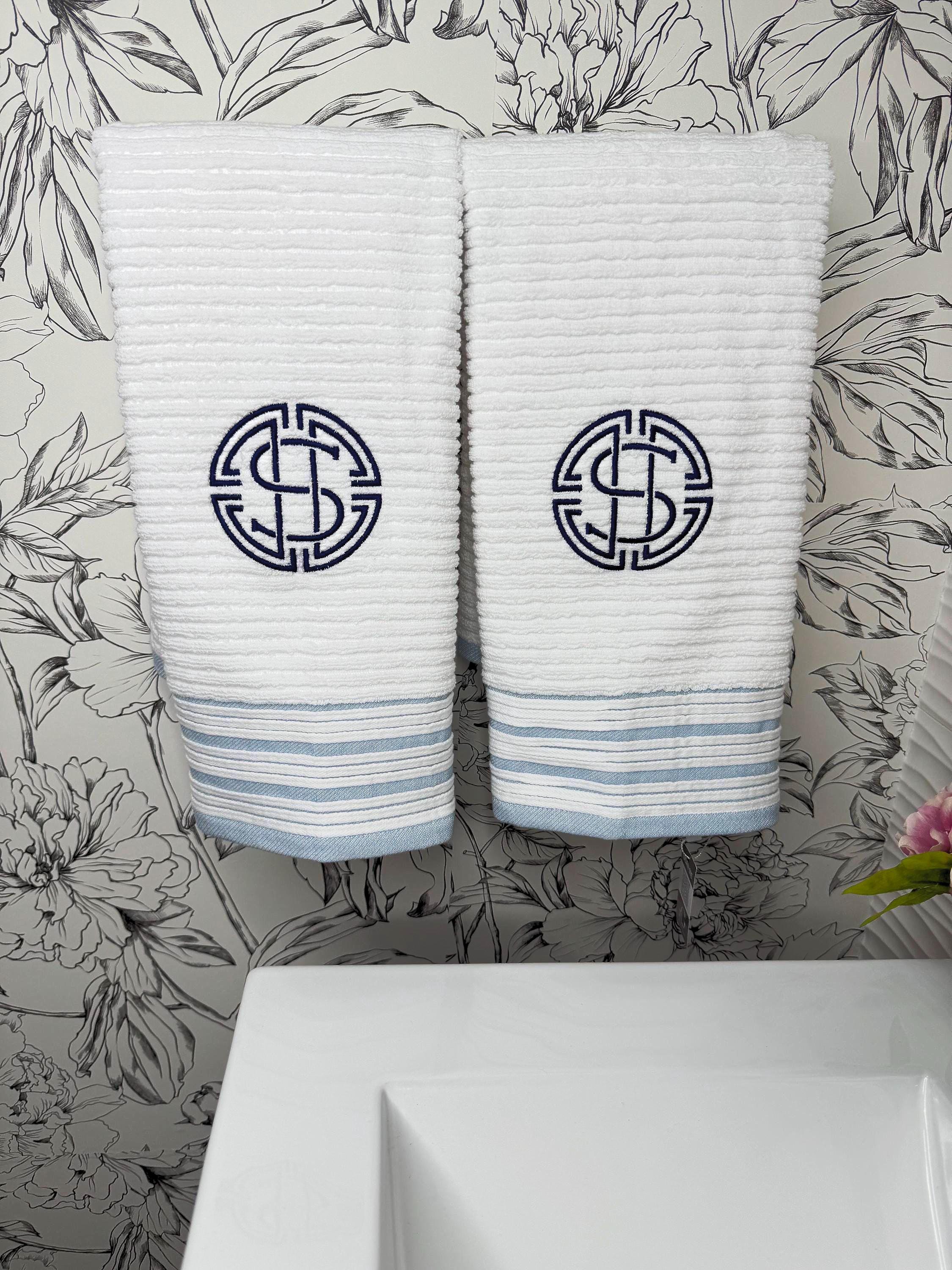 Embroidered Personalized Terry Hand Towel/Personalized Hand Towel/Bathroom Towel/ Bathroom Decor/Servierttes de toilette/Brodée/Bain