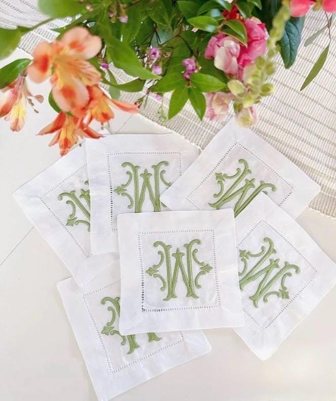Linen hemstitched Cocktail Napkins Monogram Cocktail Napkin Embroidered Cocktail Napkin/Cocktail brodées Serviette en lin/Aperitivo coasters