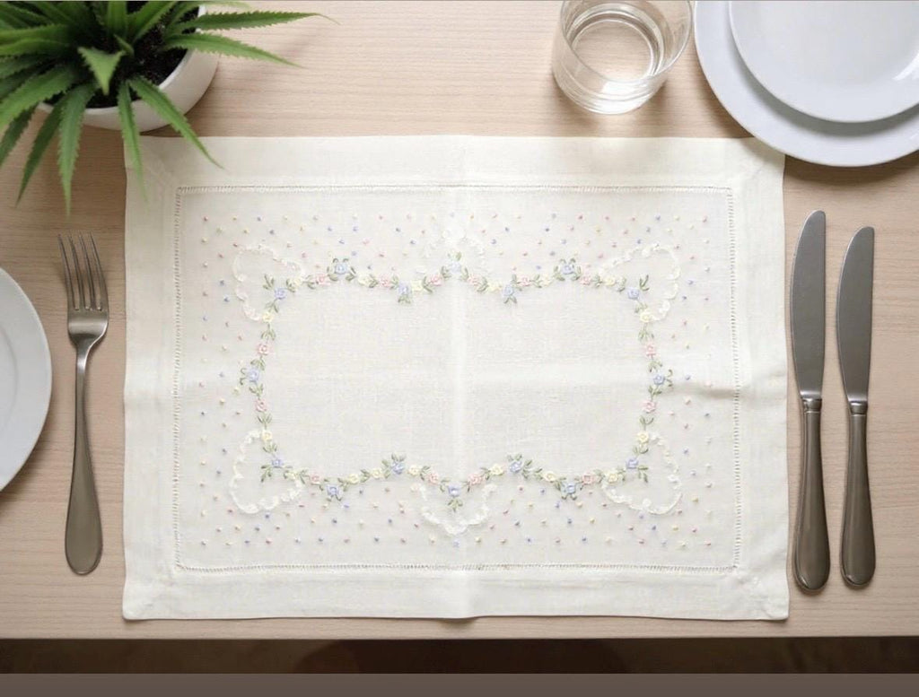 Personalized linen napkin  pastel colors Roses and dots embroidered linen Placemat Spring Dinner Napkins Easter holiday